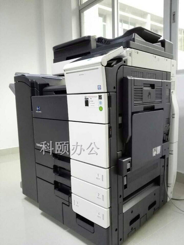 慶?？祁U辦公給某一建筑企業(yè)成功安裝柯尼卡美能達C554e復(fù)印機